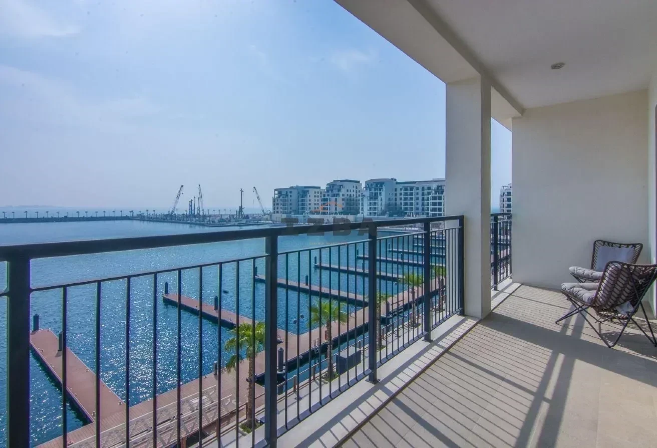 TAKE PRICE I LUXURY 3BR I LA RIVE BUILDING 1
